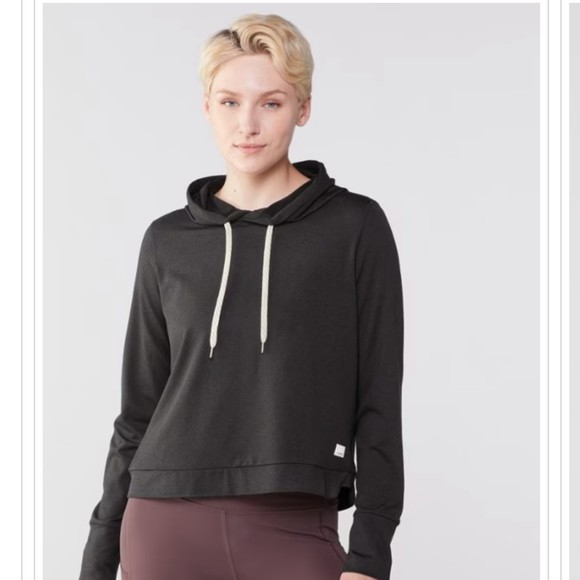 Vuori Tops - Vuori halo essential hoodie charcoal gray size S